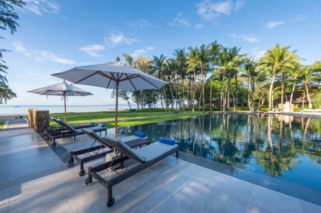 Dusit Thani Krabi Beach Resort - Pool with Sea View