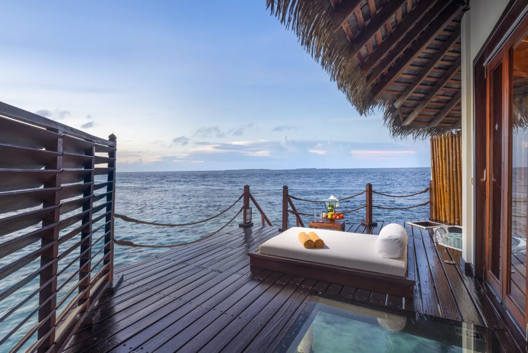 Adaaran Select Meedhupparu  - Water Villa Terrace Lounge