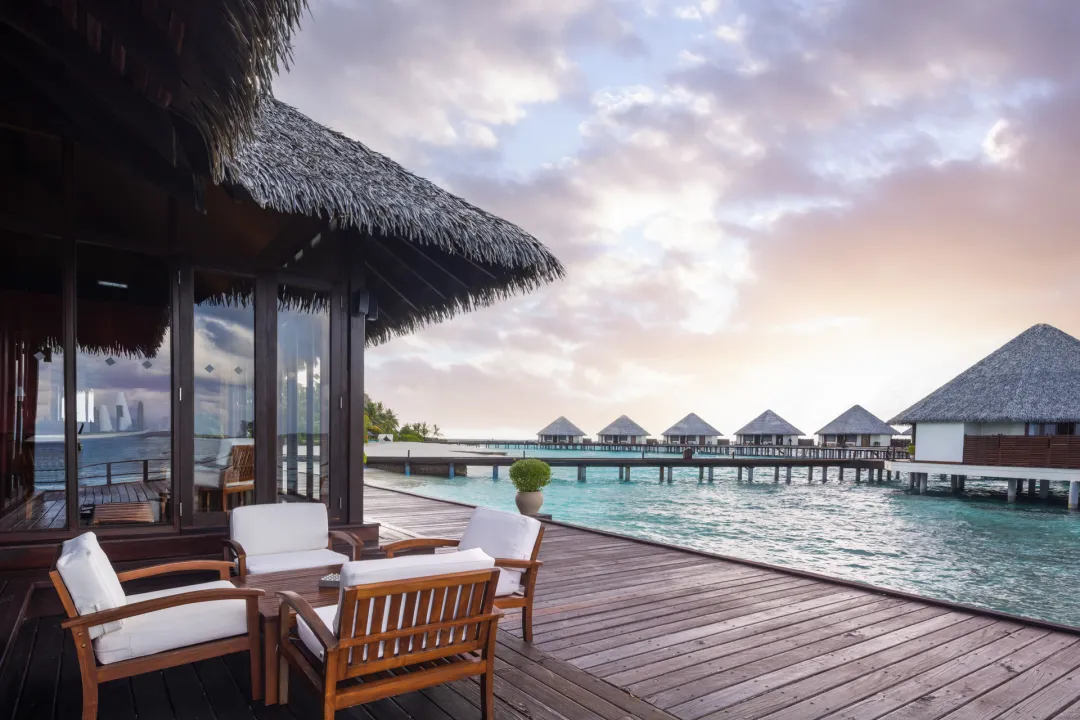 Water Villa Restaurant & Lounge