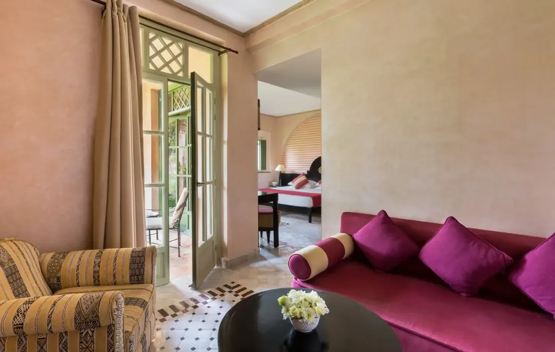 Deluxe Room - Living Room