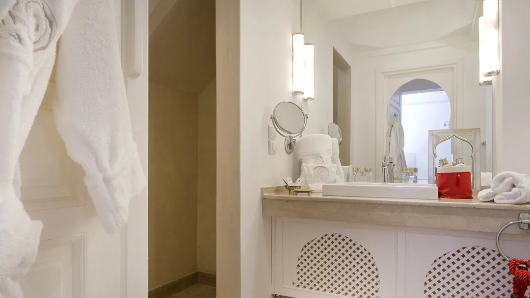 Solarium Room - Bathroom