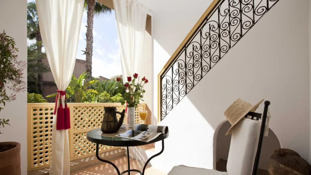 Solarium Room - Seating Aeria