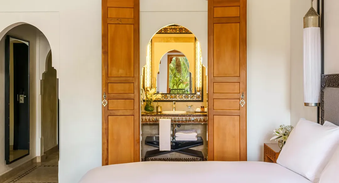 Deluxe Room - Bathroom