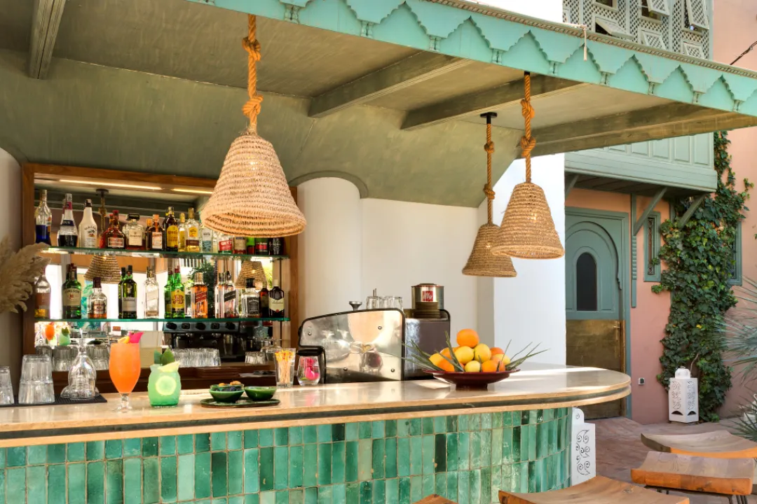 Bar