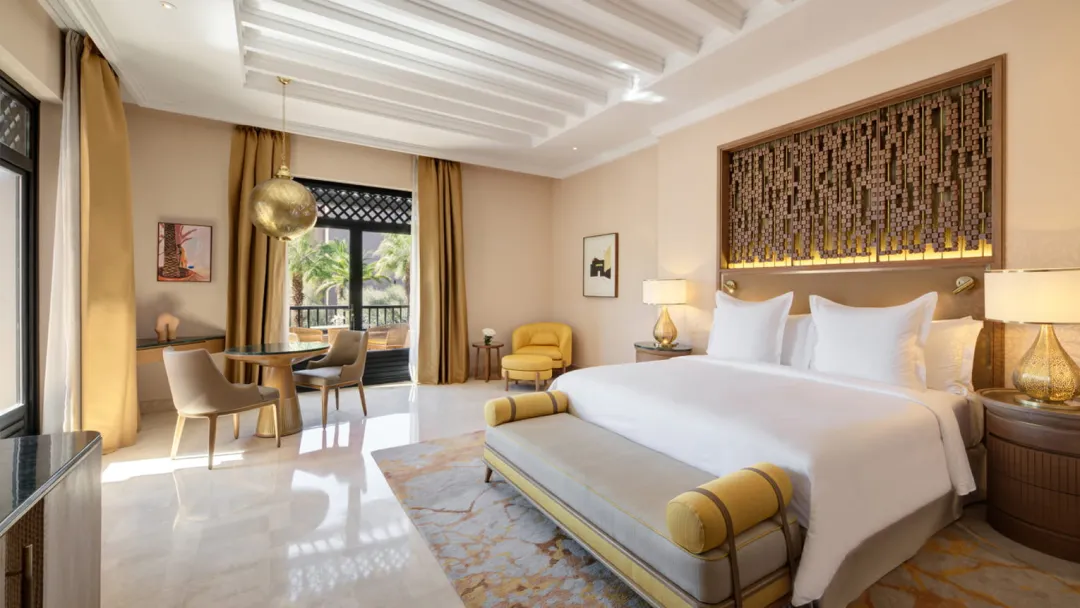 Upper Pavilion Room - King Bed