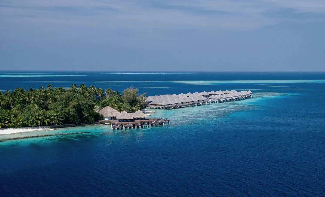 Coco Bodu Hithi - Water Villas