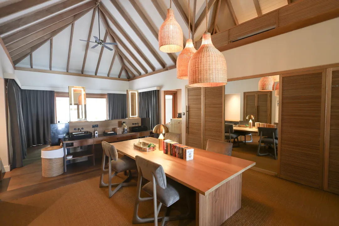 Grand Premier Beach Villa with Pool - Dining Aeria