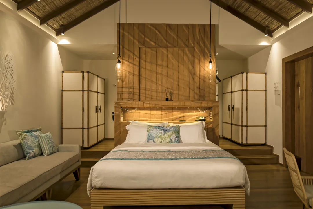 Constance Moofushi - Sand Villa - King Bed