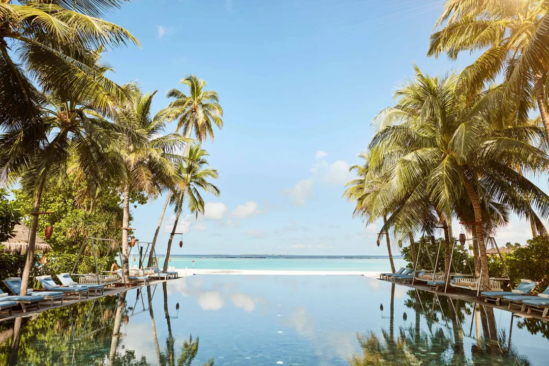Sun Siyam Iru Fushi - Main Pool