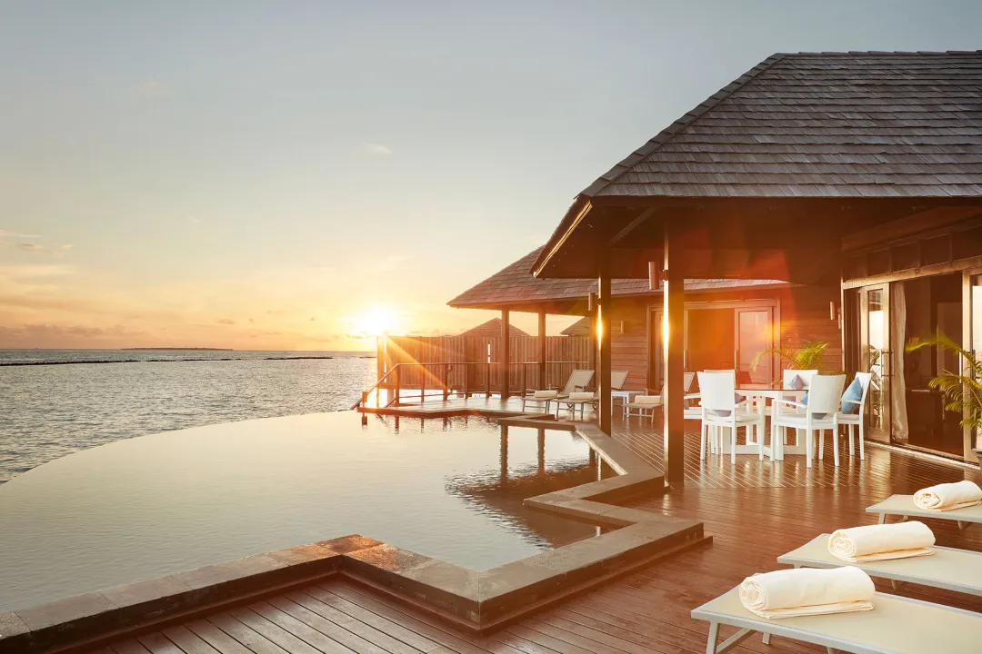 Aqua Retreat - Villa Pool With Sunset View
