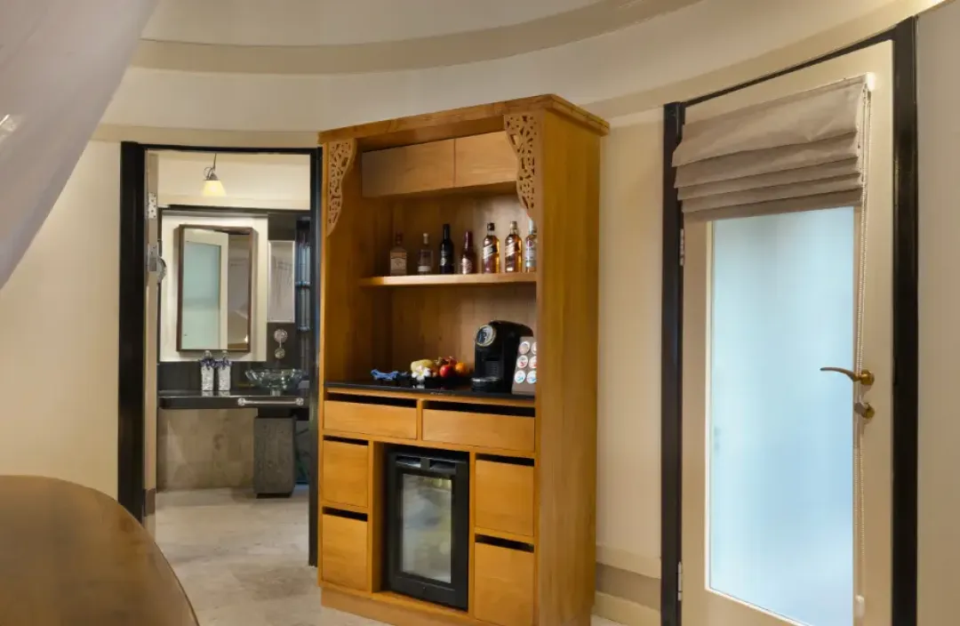 Banyan-Tree-Vabbinfaru-Beachfront-Pool-Villa-Amenities