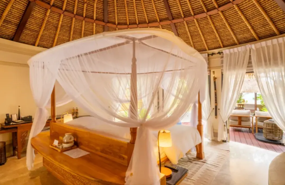Banyan-tree-Vabbinfaru-Wellbeing-Sacntuary-Pool-Villa-King-Bed