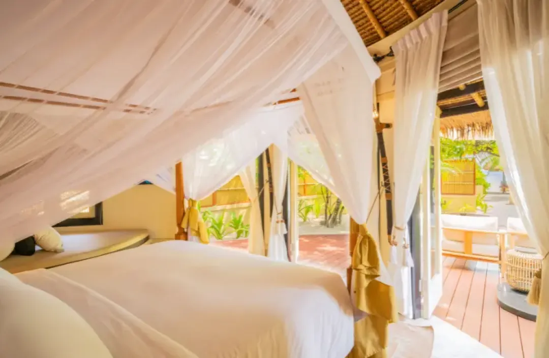 Banyan-tree-Vabbinfaru-Oceanview-Pool-Villa