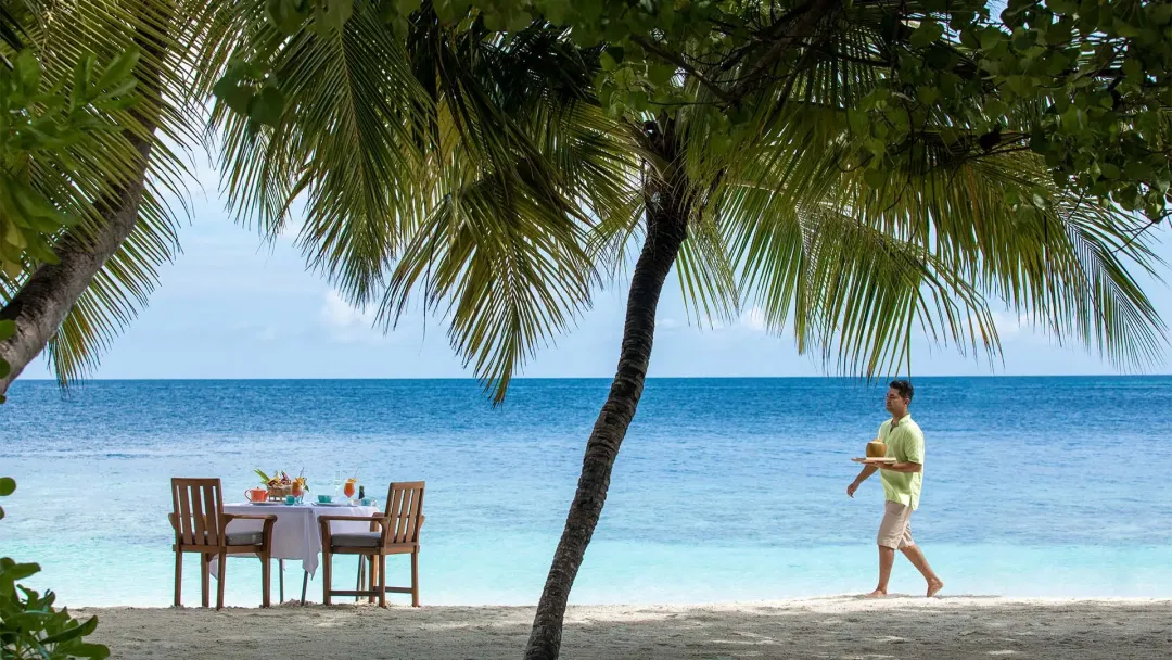 Dhawa Ihuru -Lagoon Breakfast