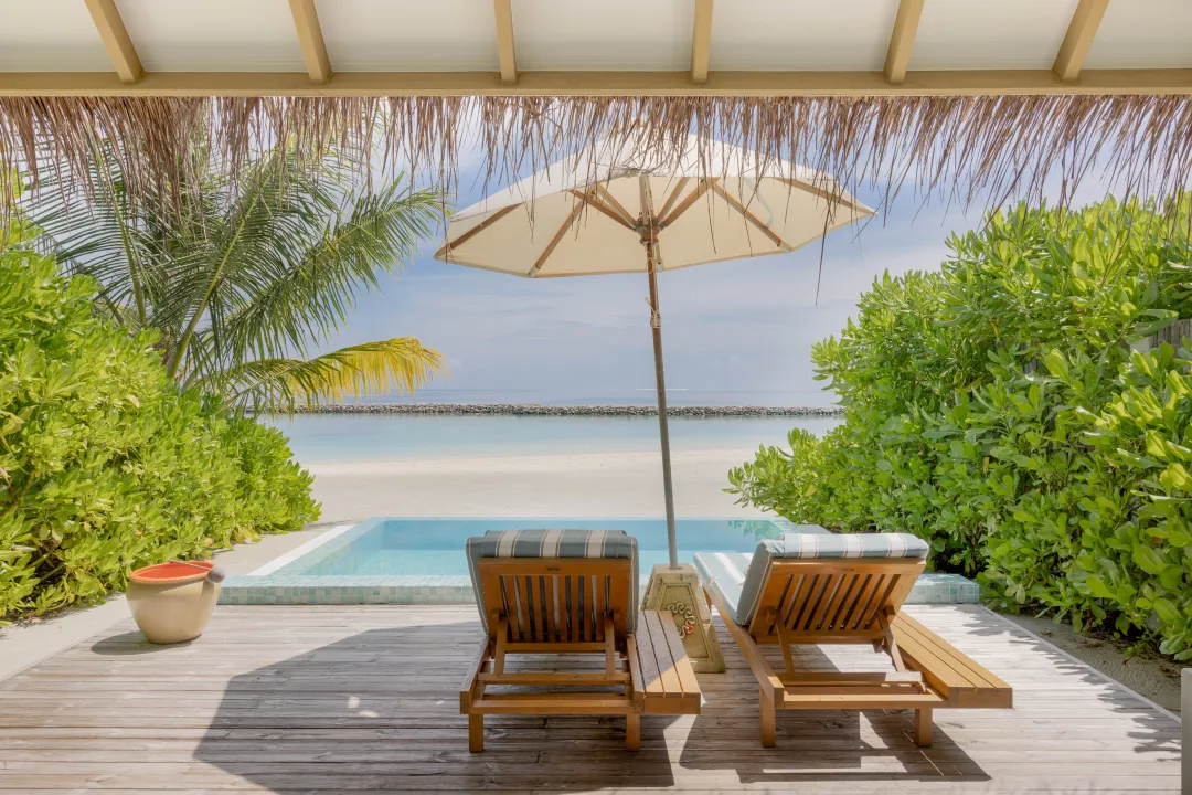 Family Beach Villa with Pool - Terrace Lounge