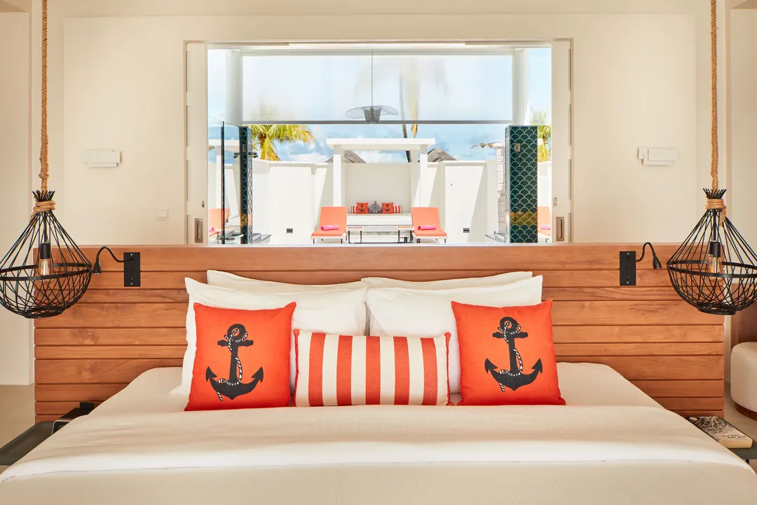 Grand Beach Villa with Pool - Bedroom