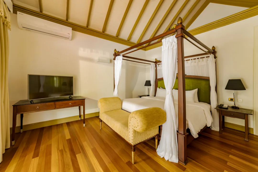 Two Bedroom Beach Suite - Bedroom