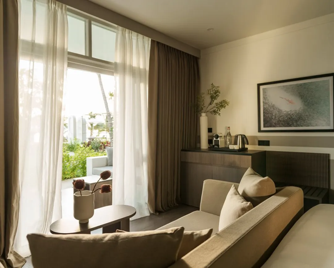 Sun Siyam Olhuveli - Sunset Beach Pavilion - Living Room