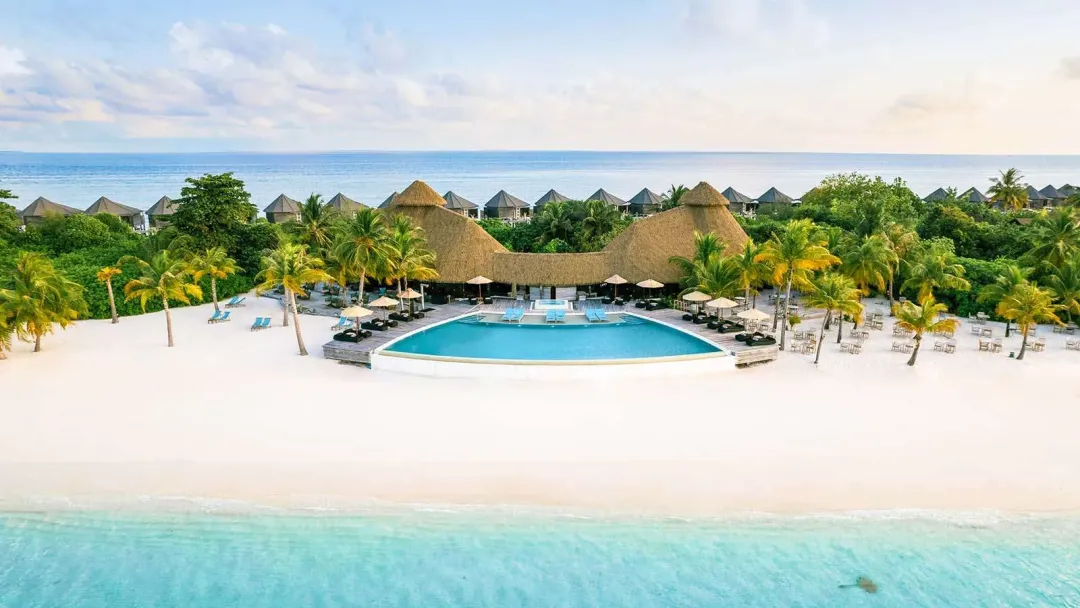 Kuredu-Island-Resort-_-Spa-Sangu-Water-Villas