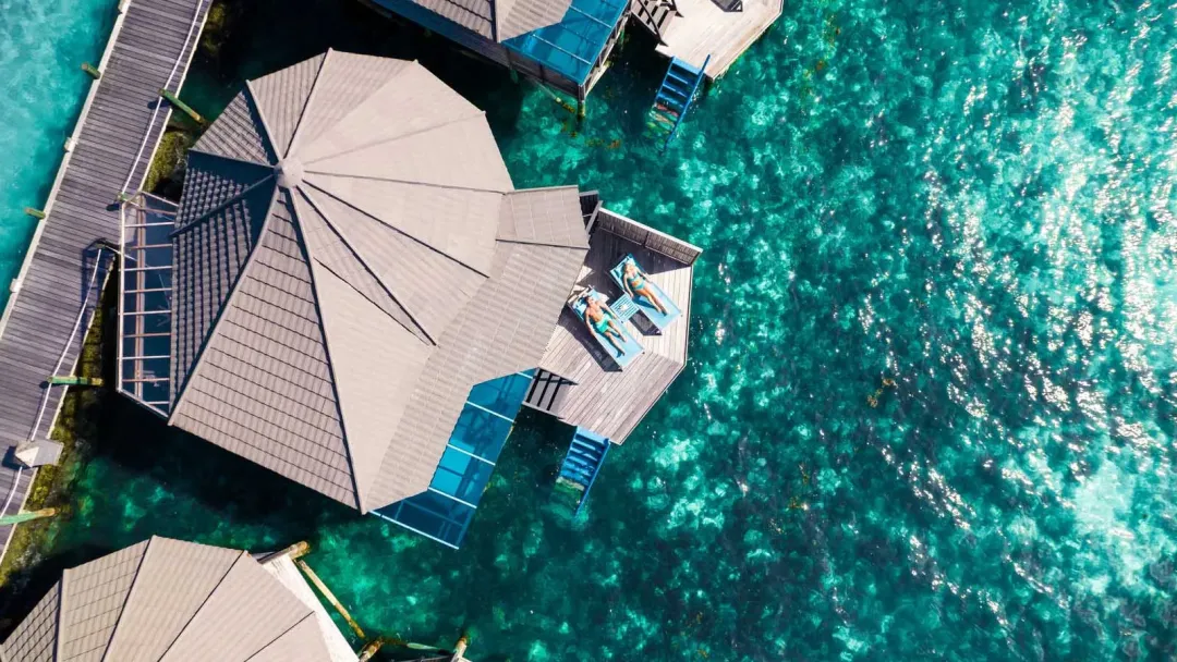 Kuredu-Island-Resort-_-Spa-Aerial-View-Water-Villa