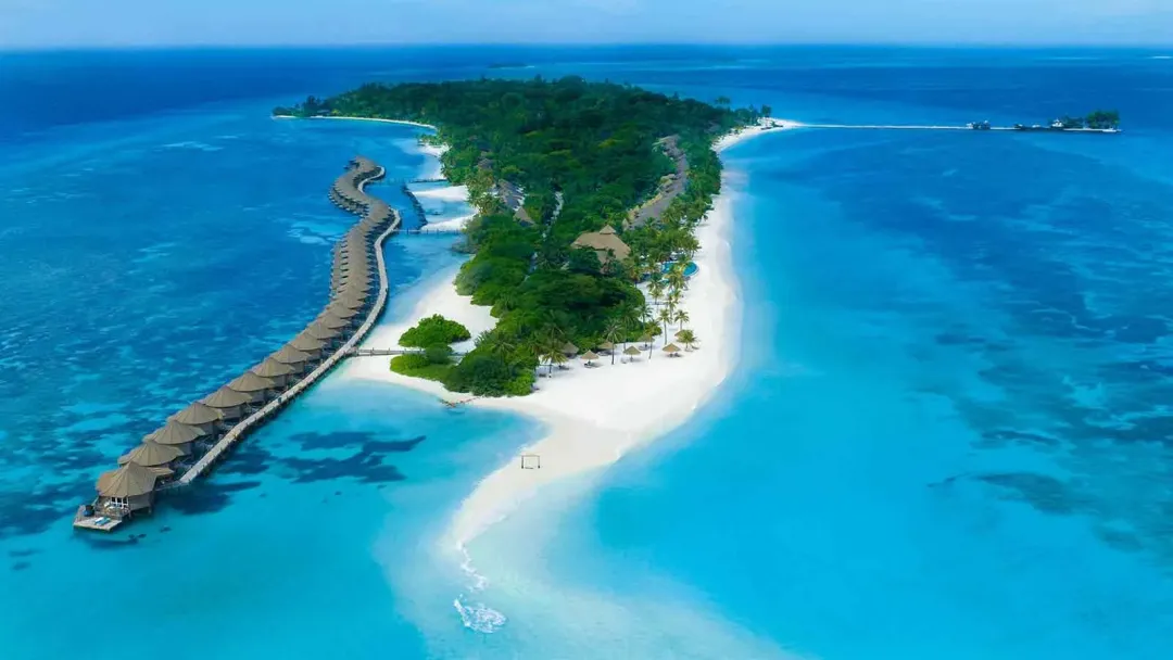 Kuredu-Island-Resort-_-Spa-Aerial-View