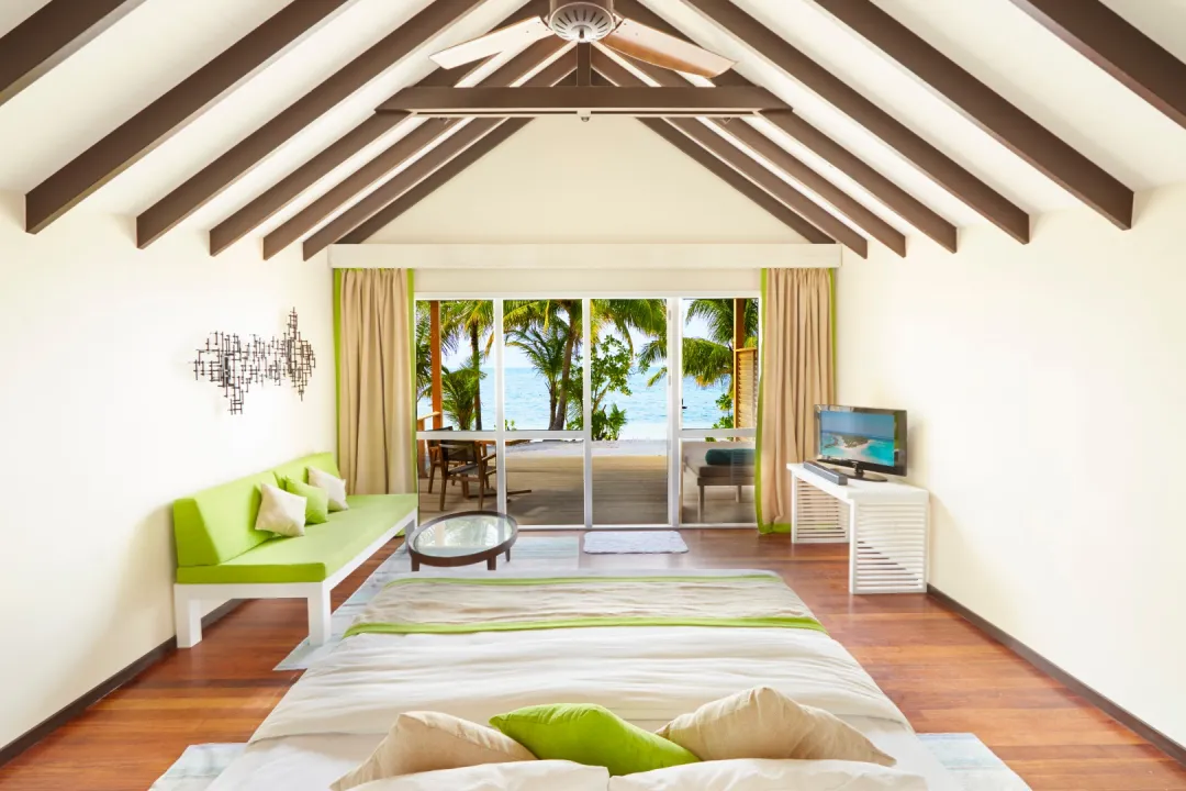 Kuredu-Resort-and-Spa-Deluxe-Beach-Villa-King-Bed