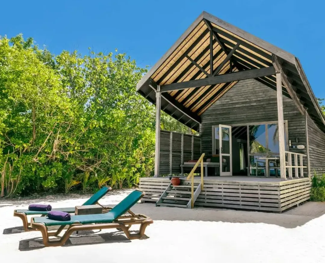 Kuredu-Resort-and-Spa-Deluxe-Beach-Villa-Exterior