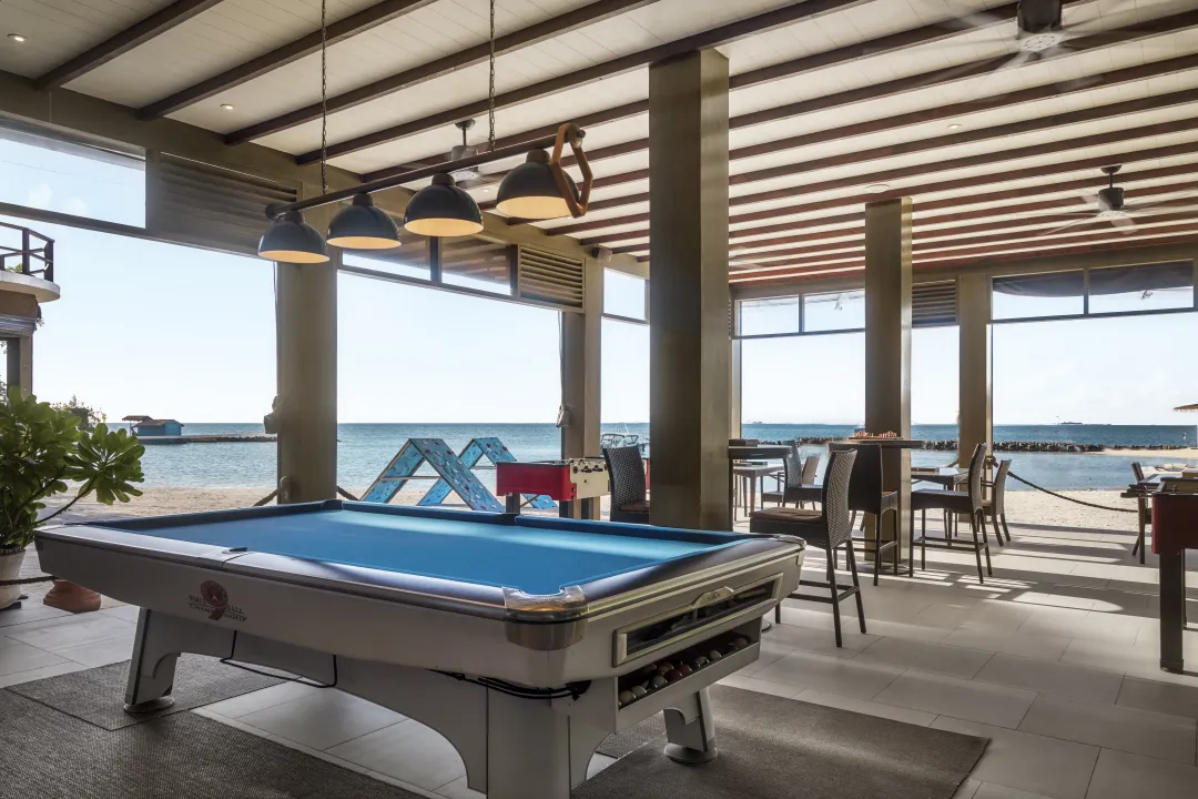 Grand Park Kodhipparu -Pool Table