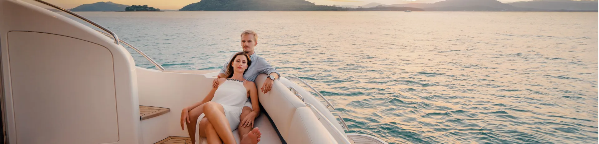 LUXURY PRIVATE ISLAND ESCAPES