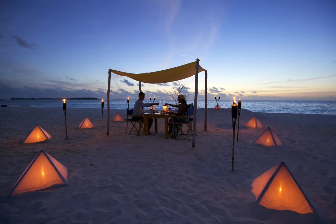 Six Senses Laamu - Beach Private Dinner