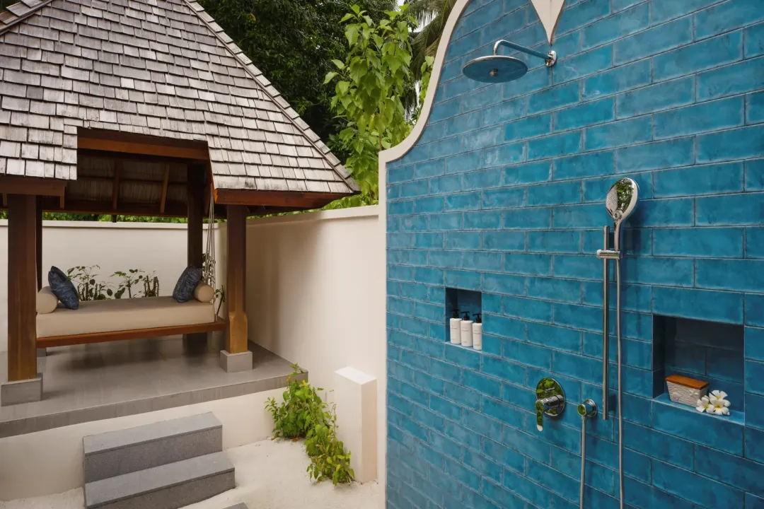 Beach Villa - Outdoor Shower