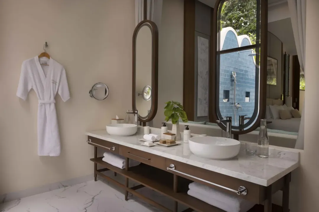 Family Beach Villa - Bathroom