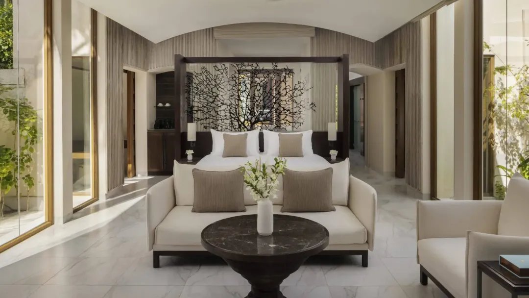 Deluxe Beach Villa with Pool - Bedroom