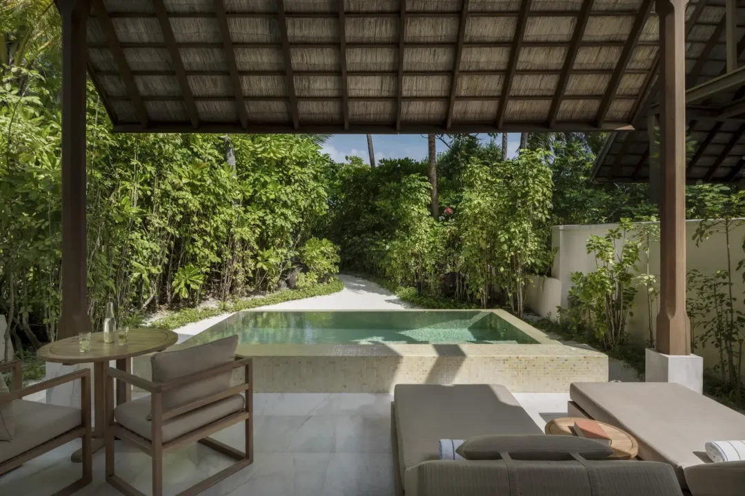 Deluxe Beach Villa with Pool - Pool View