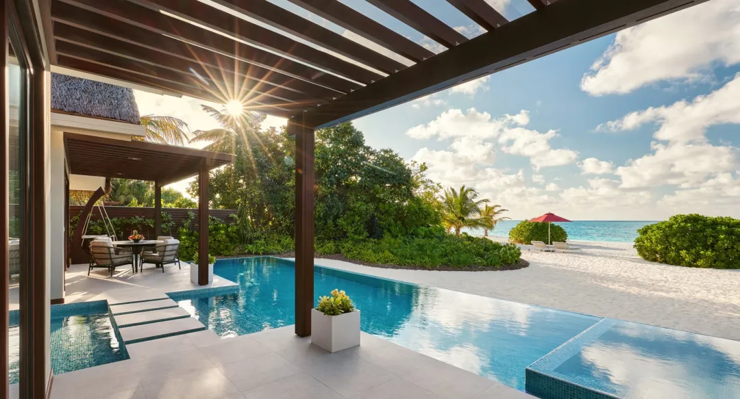 Niyama Private Island - Pool Beach View