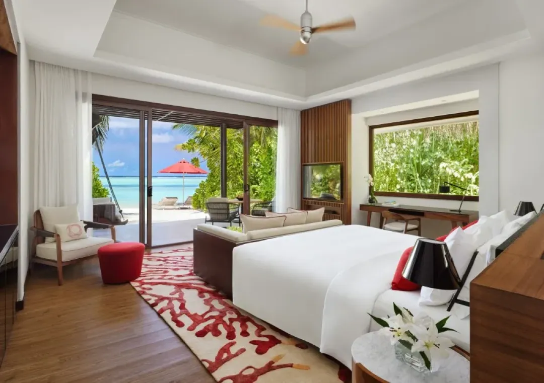 Beach Villa - Bedroom with Sea View