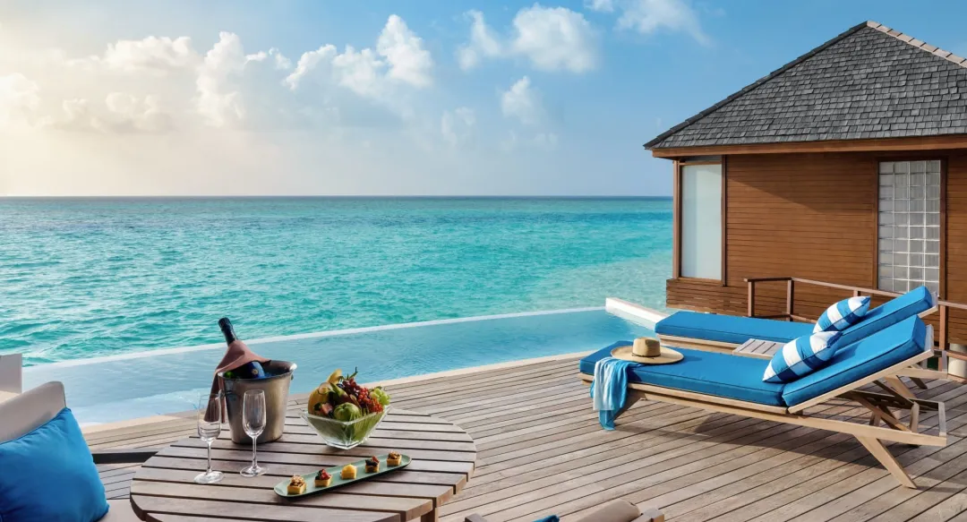 Anantara Dhigu Maldives Resort - Over Water Pool Deck with Sea View