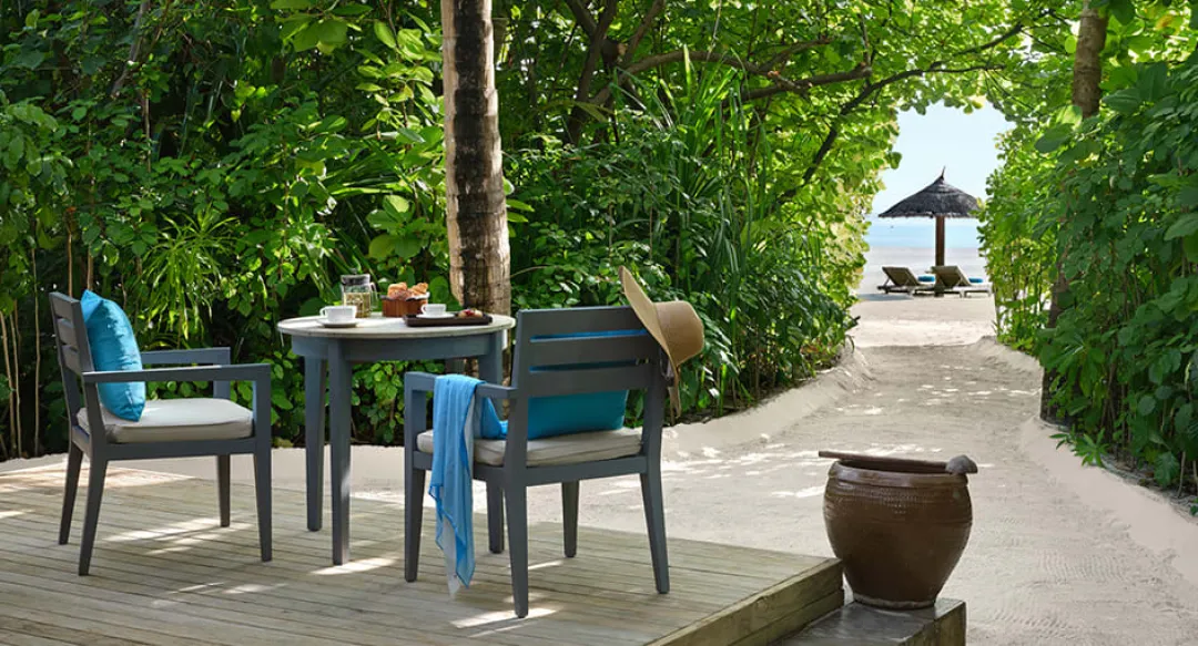 SUNRISE BEACH VILLA - Terrace Lounge