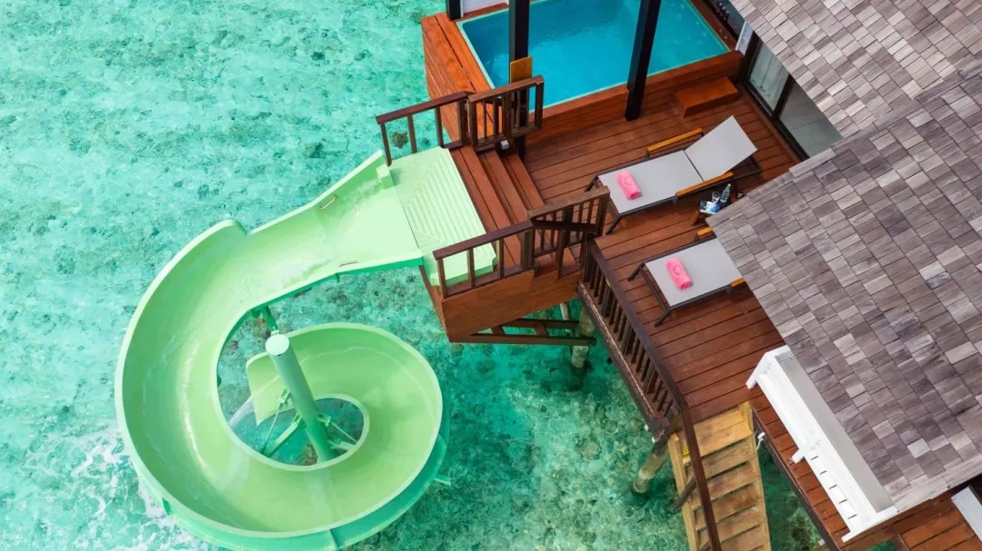 Ozen-Life-Maadhoo-Wind-Villa-with-Water-and-Slide-Slide