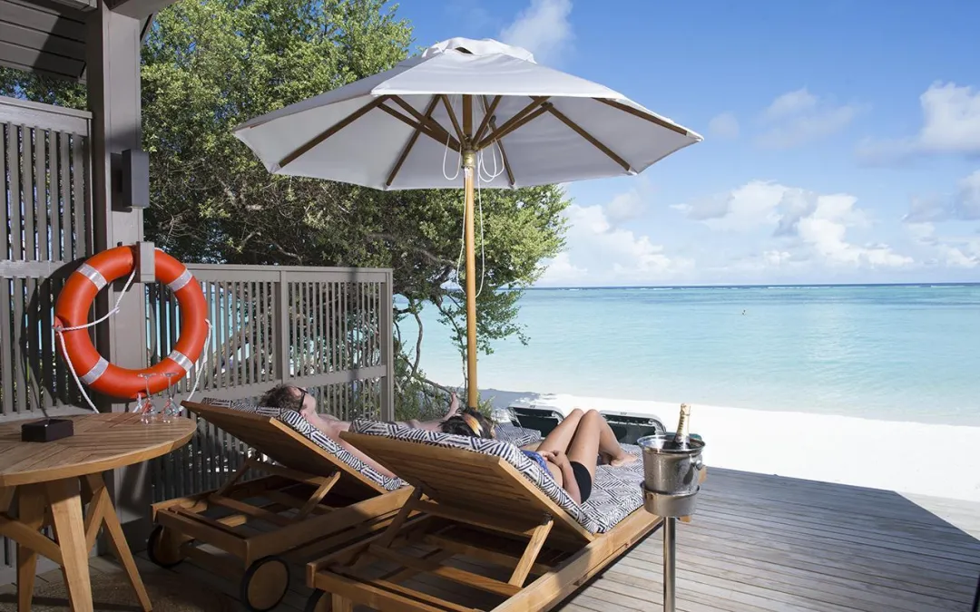 Meeru Island Resort and Spa - Villa Terrace Lounge
