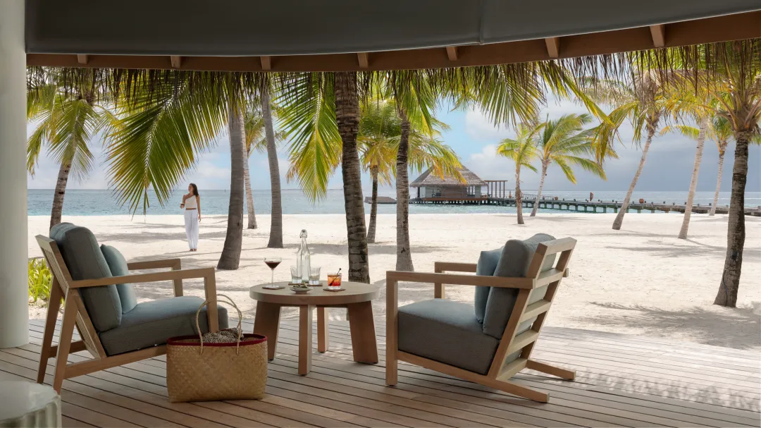 Six Senses Kanuhura - Villa Terrace Lounge