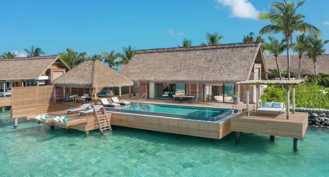 Grand Reef Villa with Pool - Villa Over