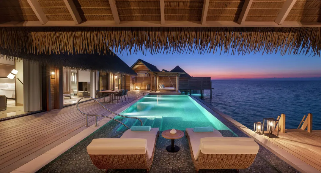 Grand Overwater Villa with Pool - Pool Villa