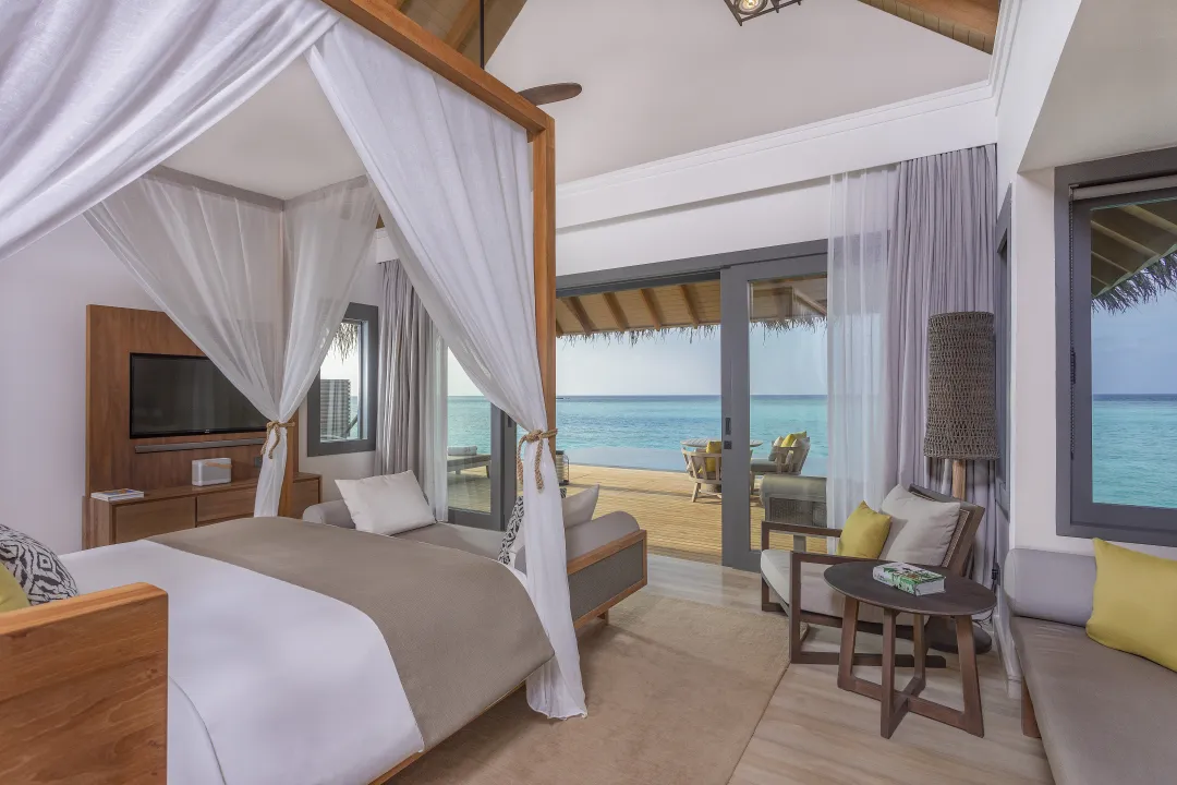 Over Water Pool Villa_Master Bedroom