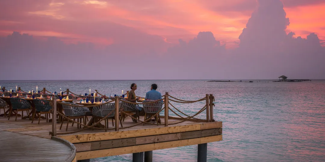 InterContinental-Maldives-Lighthouse-Dining