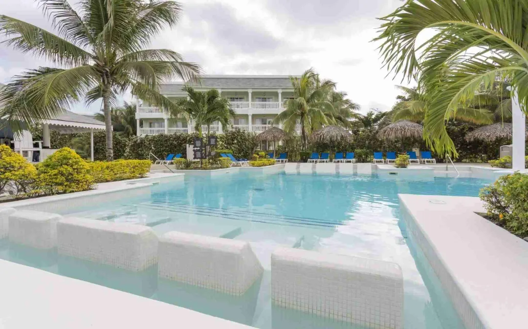 Grand Palladium Lady Hamilton Resort Spa - Pool