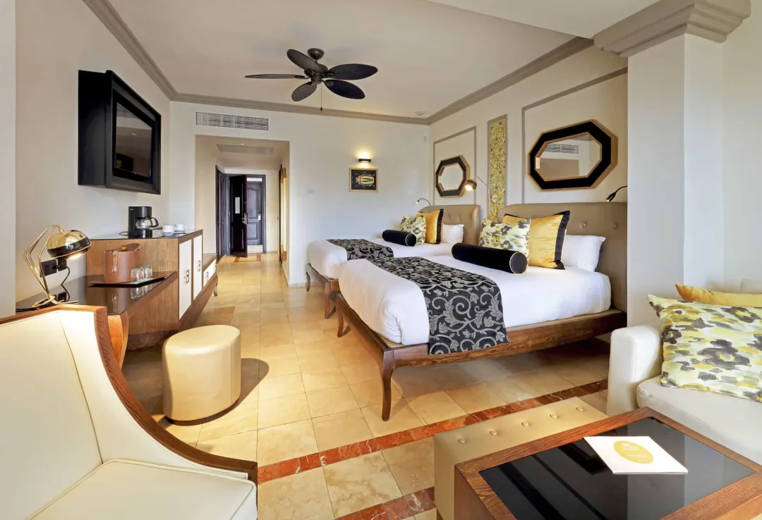 Junior Suite Beachside - Twin Bed