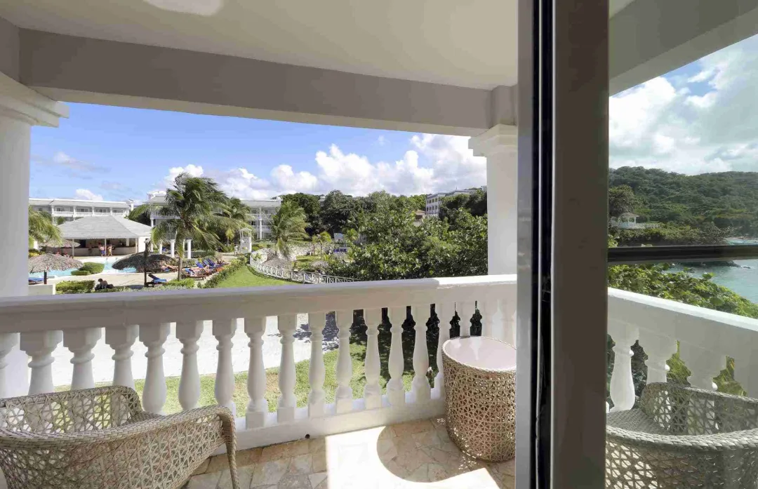 Suite - Balcony View