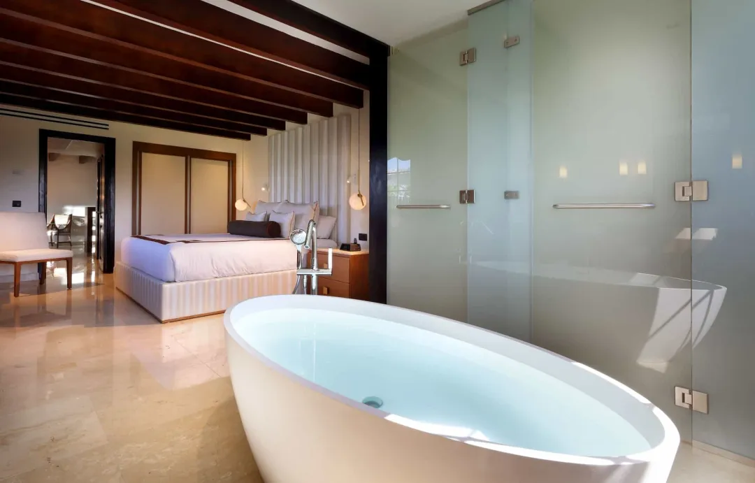 Ambassador Suite Ocean View - Bathroom View