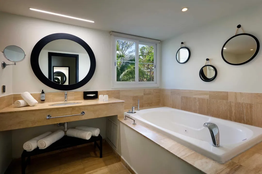 Suite Oceanfront - Bathroom